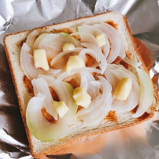 味噌ベース＊玉ねぎチーズのお惣菜パン